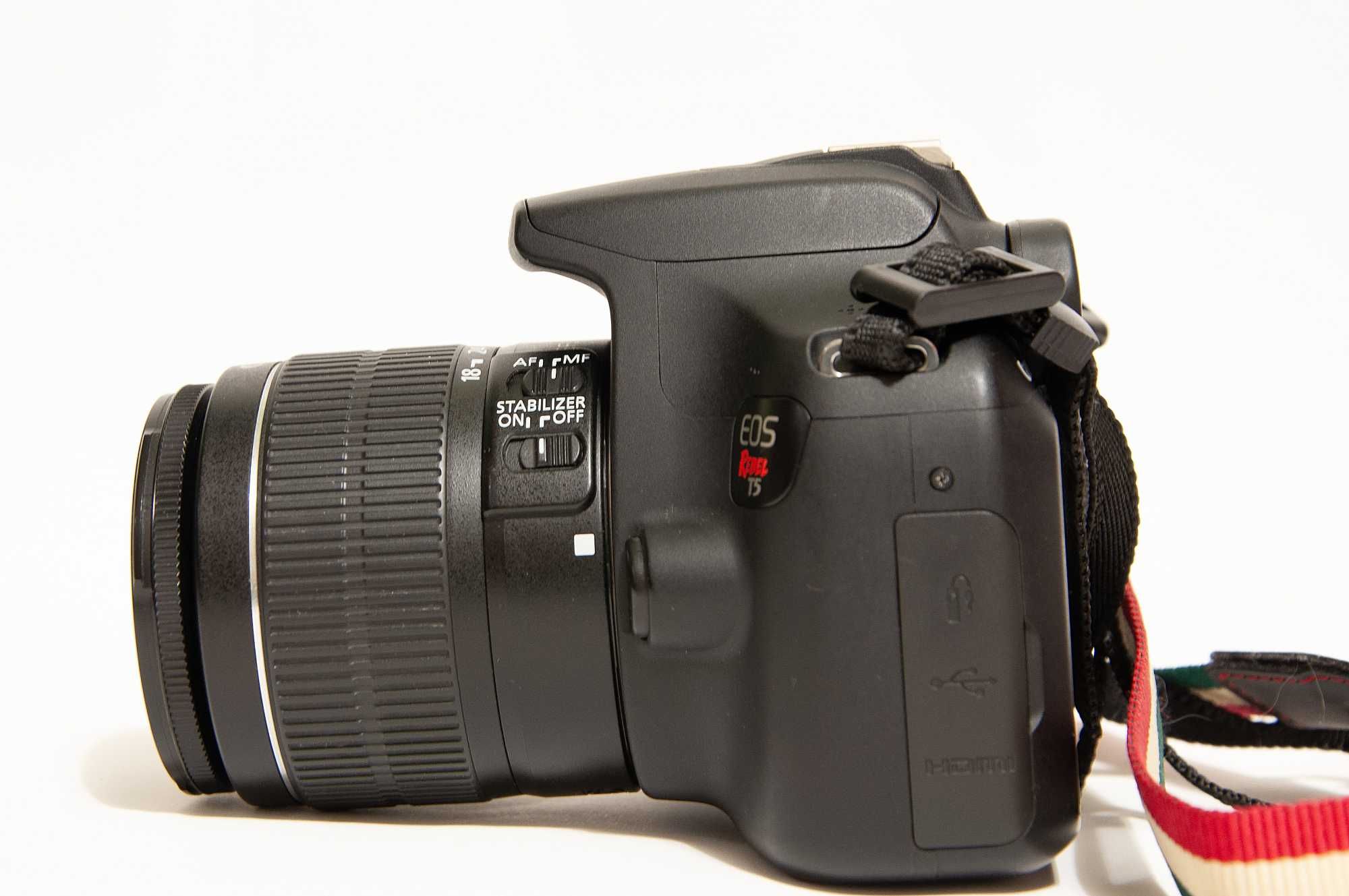 Canon EOS REBEL T5  (1200D) + обєктив EF-S 18-55mm f/3.5-5.6 IS II