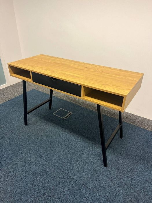 Secretaria Jysk Abbetved 48x120cms