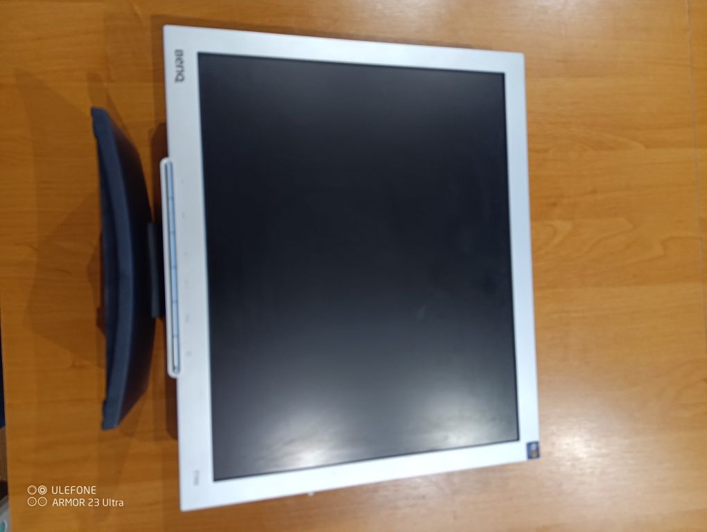 Monitor BenQ, zadbany