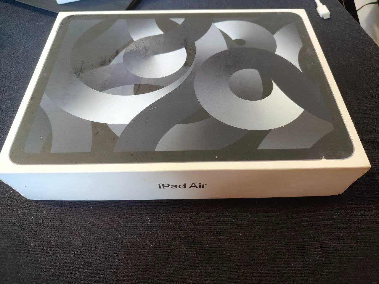 Apple iPad Air 5 (64GB) – w idealnym stanie, pełen zestaw!