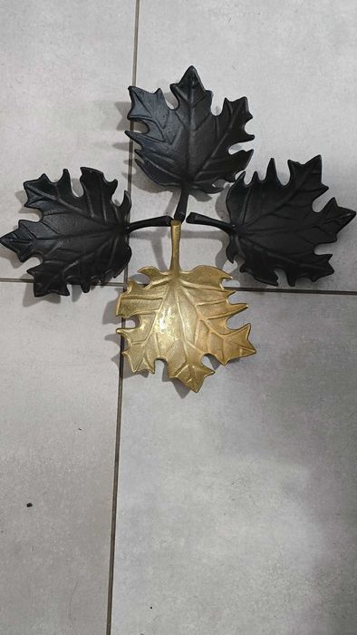 Miseczka TACA Kształt LIŚCIA Czarna lub Złota LOFT 17x14cm