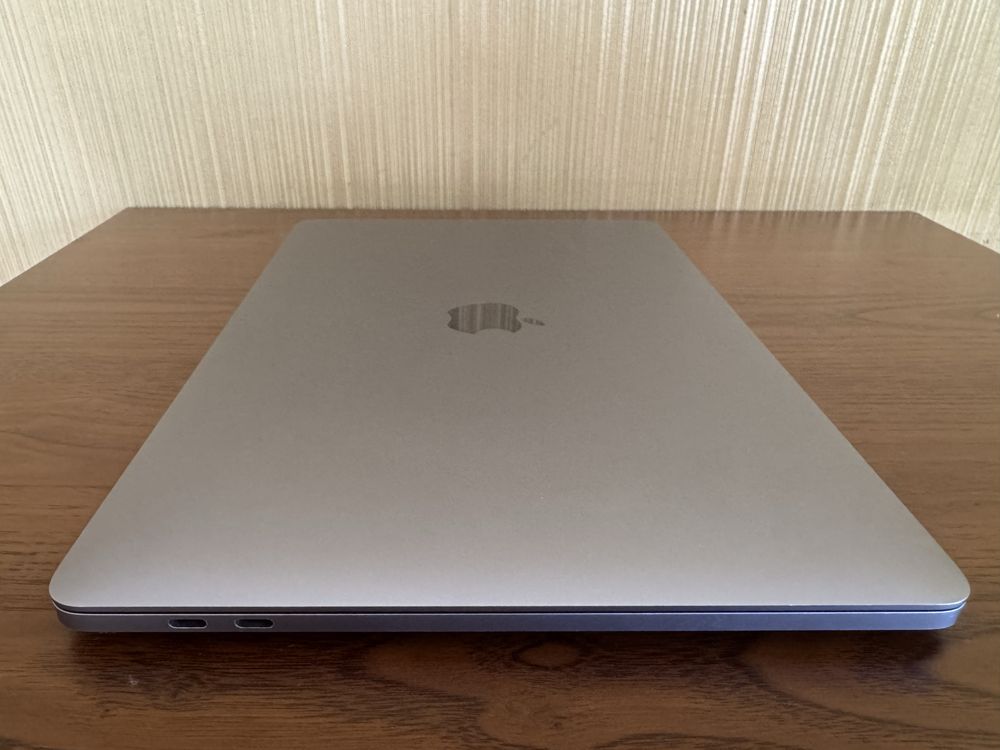Macbook Pro 13 2020 Intel Core i5