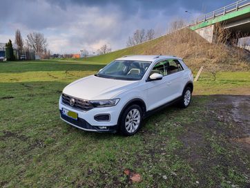 Volkswagen VW T-roc 1.5 TSI ACT PREMIUM