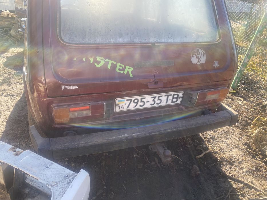 Продам ниву на ходу