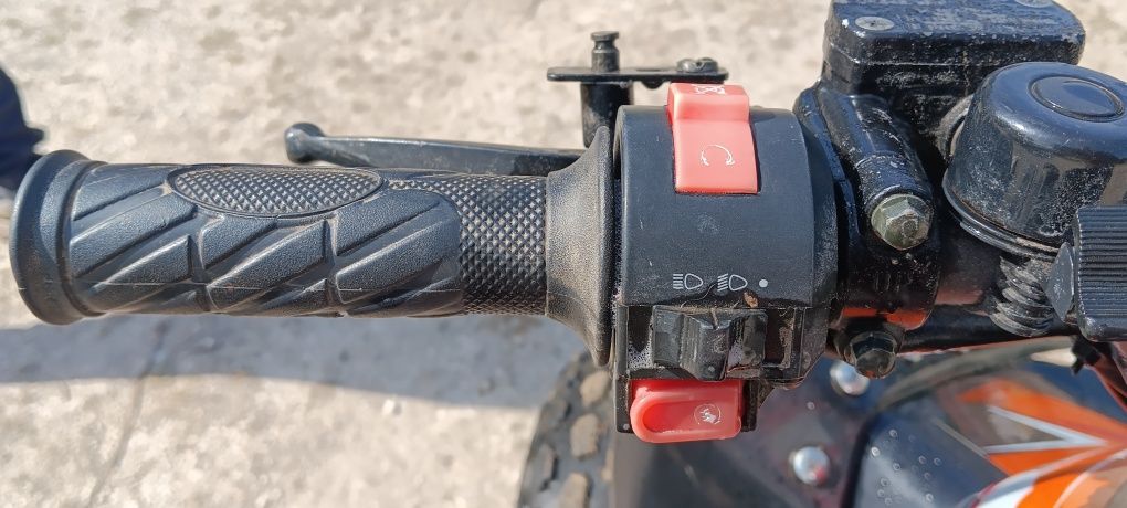 Moto 4 125 ATV com caixa