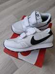Buty Nike MD VAILANT rozm. 30 białe