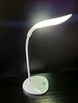 Lampka biurkowa nocna do czytania USB LED mała zgrabna biała 3 poziomy