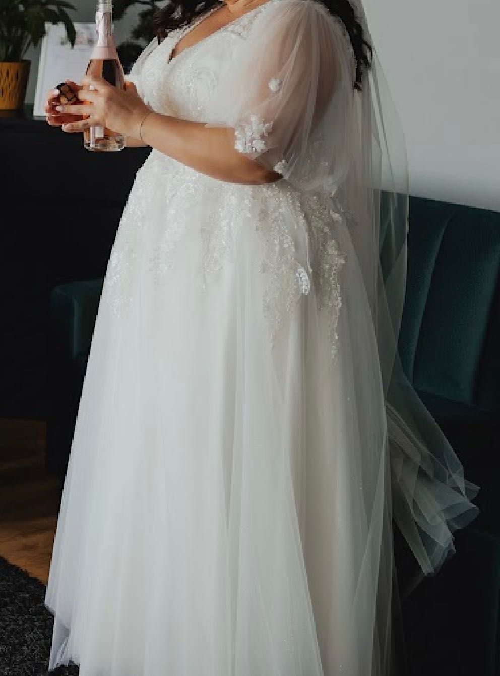 Suknia ślubna plus size