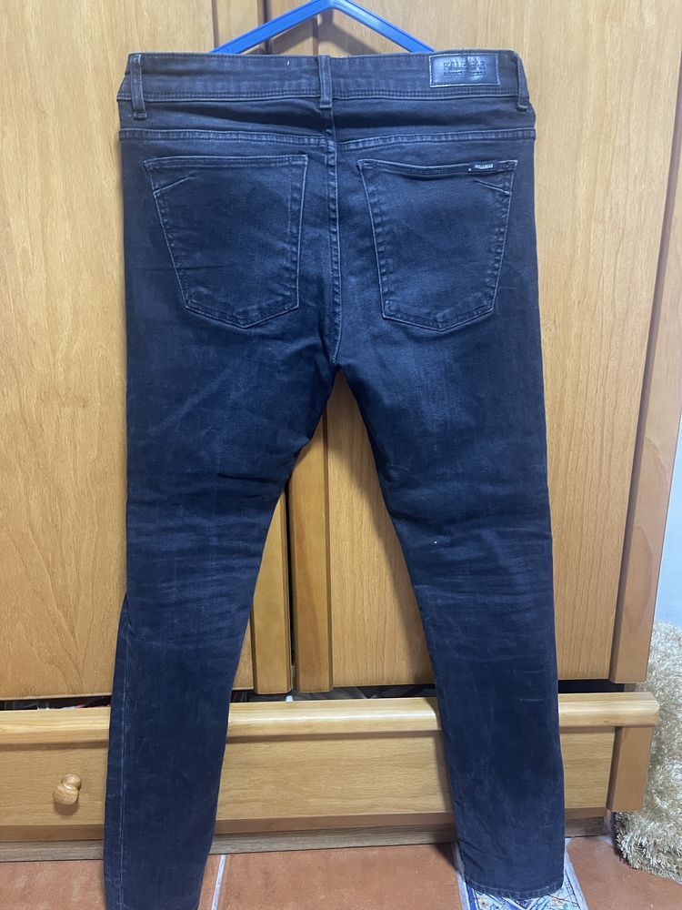Calca preta Pull Bear