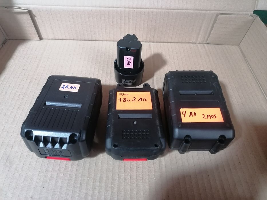 Батарея Makita, недорого, перепакована