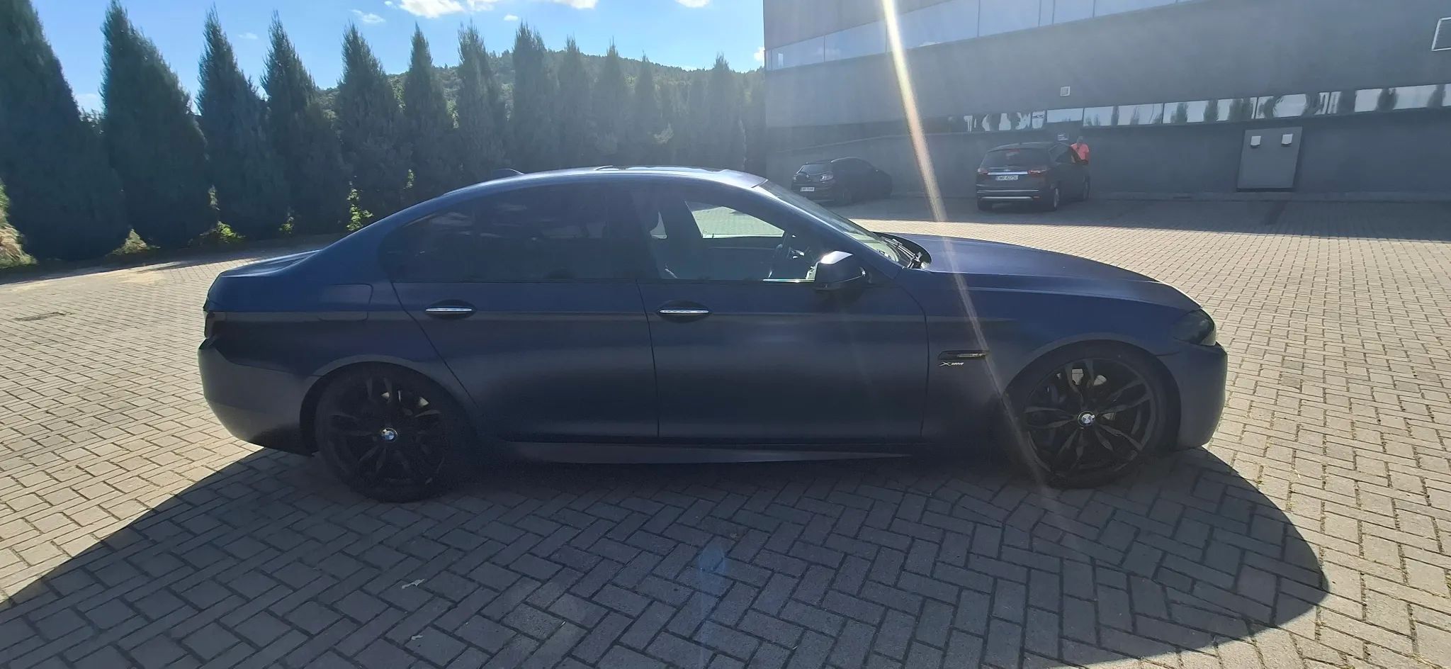 BMW Seria 5 550 I M Pakiet Szyber dach Navi Xenon Alcantara Kamery 360 X-drive