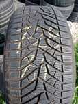 Opona używana 245/45R19 Yokohama BluEarth Winter V905 1szt.
