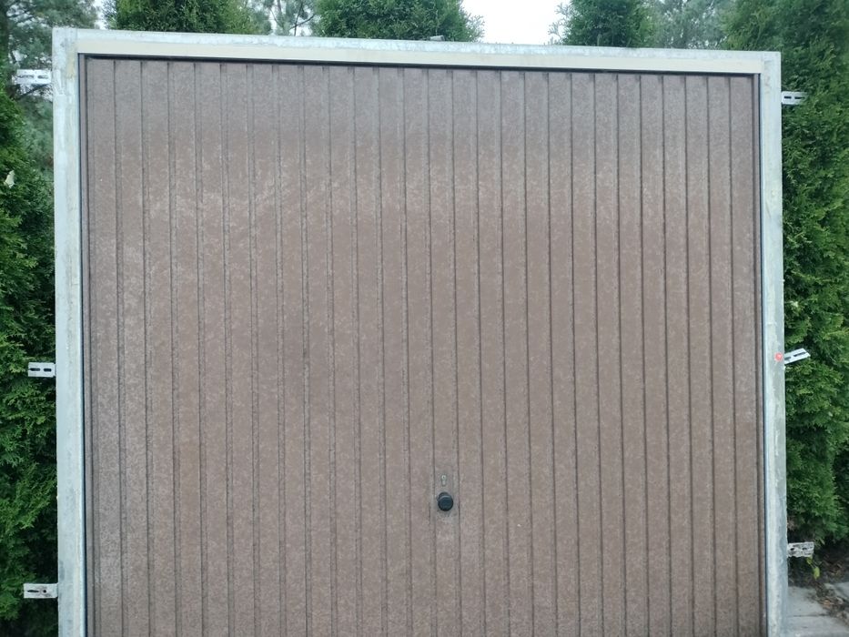 Brama garażowa uchylna hormann