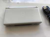 Nintendo DS lite