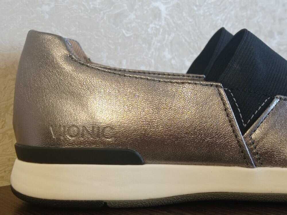 Фирменные спортивные туфли, балетки, мокасины.	Vionic 37-38 р.