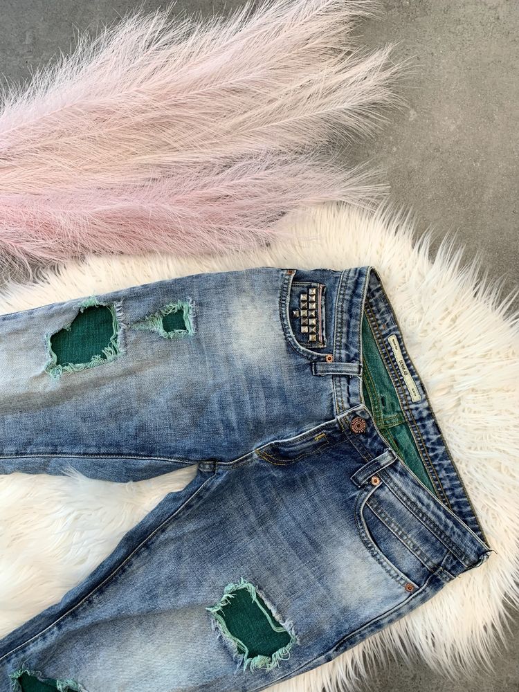 Spodnie z dziurami i ćwiekami jeansowe Vintage slim fit  (S) Denimlab