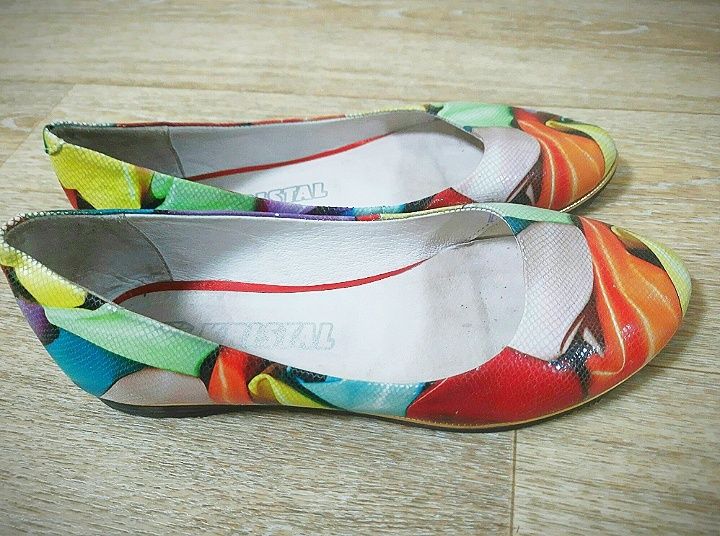 Шкіряні туфлі, балетки р.36 в гарному стані