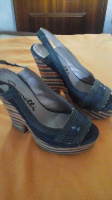 Sandálias de Ganga a preço especial