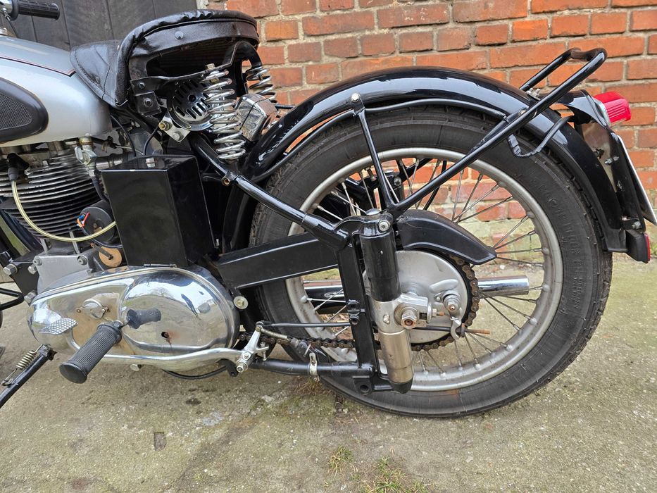 Norton ES2, rok 1952, pojemność 500cm3.  Świetny stan.