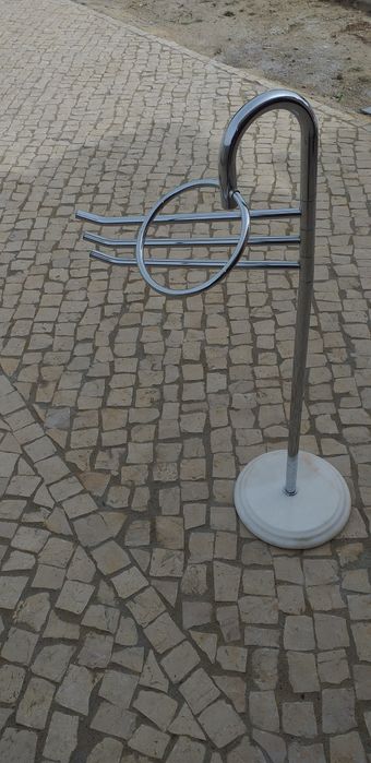 Toalheiro de casa de banho