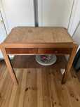 Stolik vintage typ 640 do renowacji