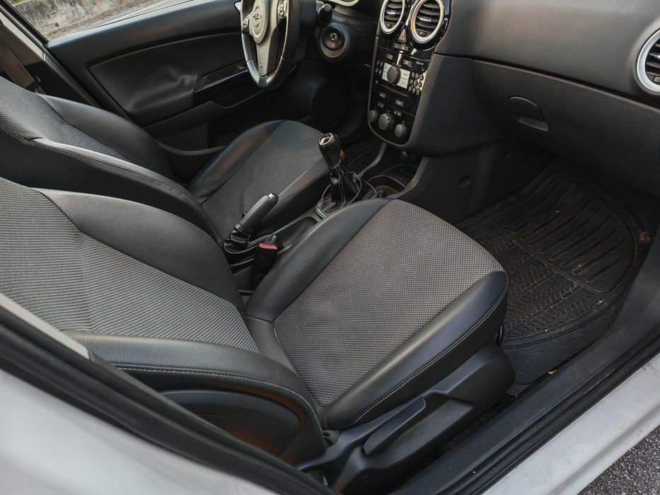Opel Corsa 1.3 cdti Black Edition