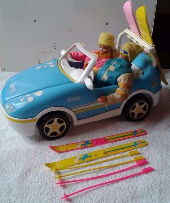 Barbie/Nancy - Carro da Neve