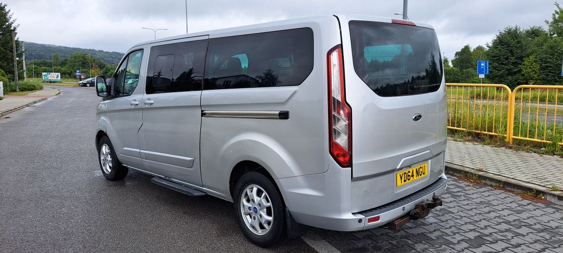 ford custom tourneo 300 ltd e tech 9 osobowy anglik long