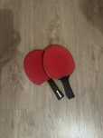 2 raquetes basicas de tenis de mesa
