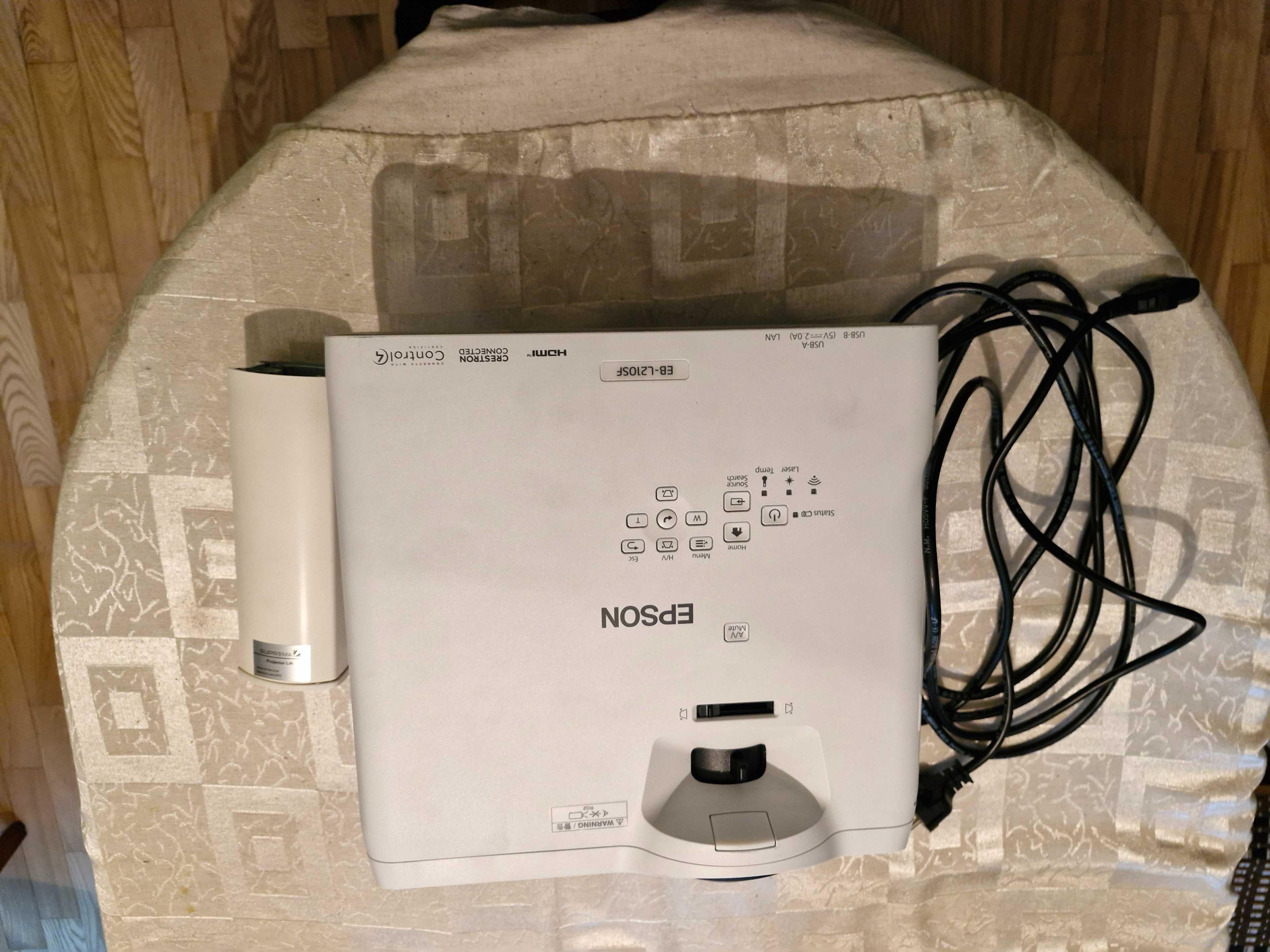 Projektor EPSON EB-L210SF