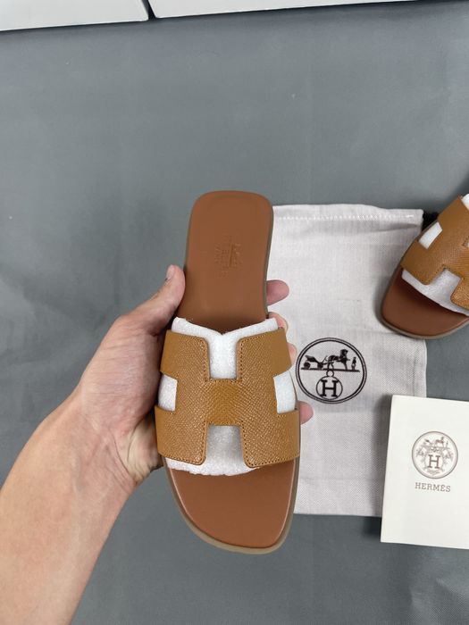 Hermes Sandalia Mulher tamanho 38