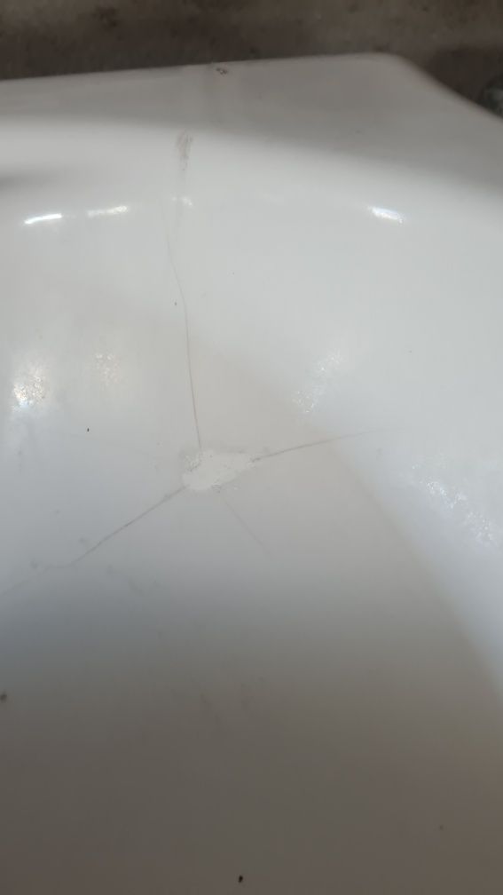 Umywalka, zlew porcelanowy