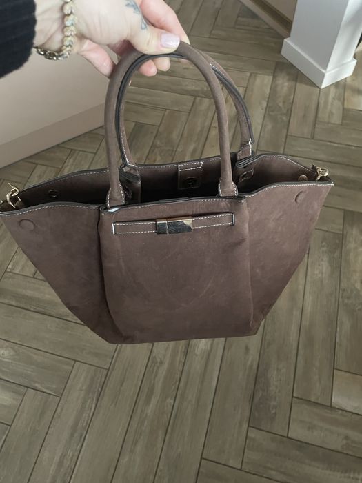 Torebka brązowa średnia