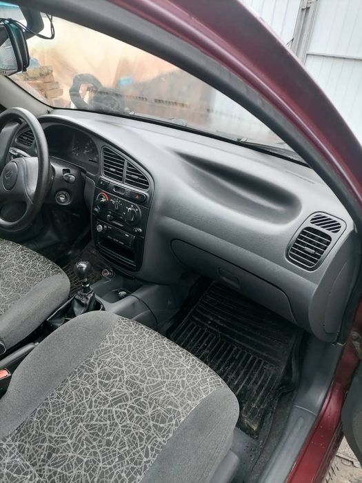 Продам автомобіль Daewoo lanos