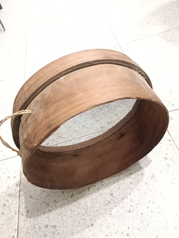 Crivo ou peneira antiga 25 cm de diâmetro