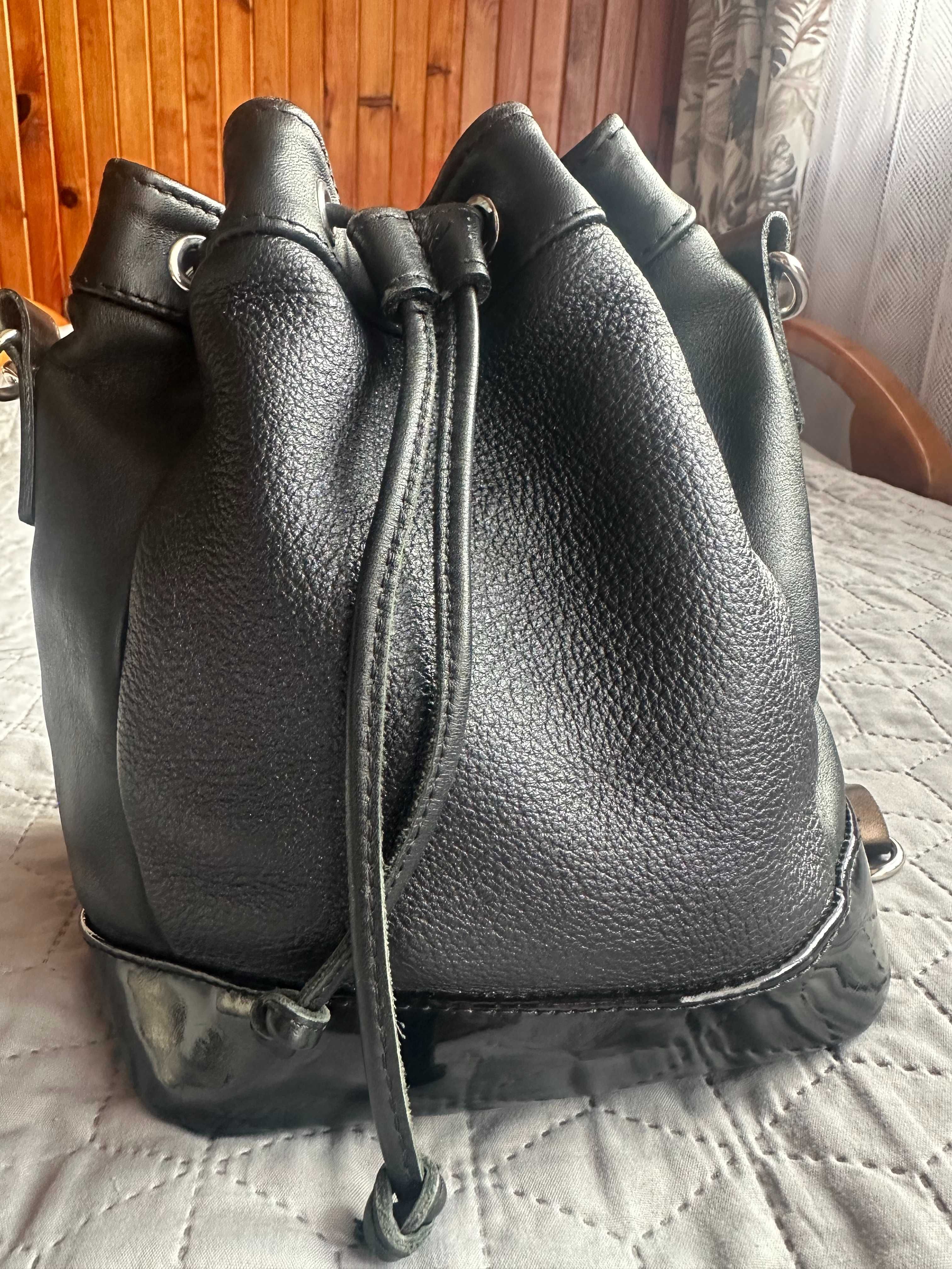 Torebka-Mini-Bucket-Bag kosmiczny pył MIĘTA