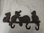 Cabide em ferro gatos