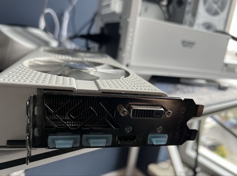 Sapphire RX590 NITRO+ 8gb