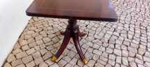 Mesa de Apoio em Madeira Nobre!