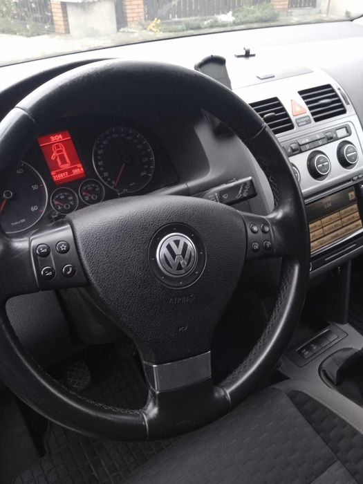 Продам Volkswagen Touran 1.9tdi 2010р.в