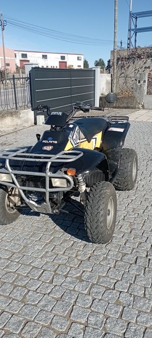 Vendo moto4 em ótimo estado