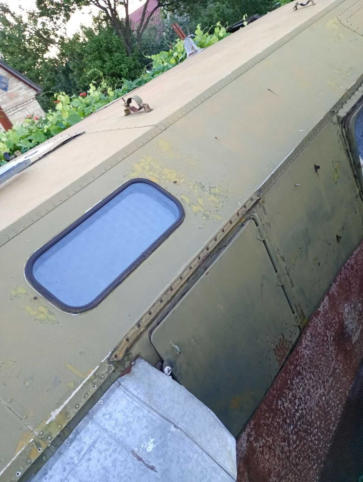 Кунг / вагончик / битовка з Уралу, 2 відділення, 4.5×2.4 м