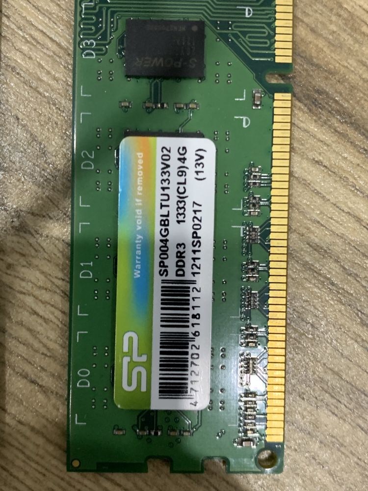Оперативна памʼять DDR3 4gb x2