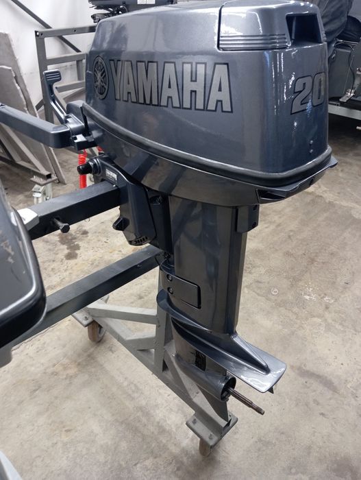 Човновий мотор Yamaha