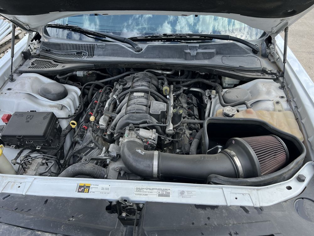 Dodge Challenger 5.7 HEMI V8
