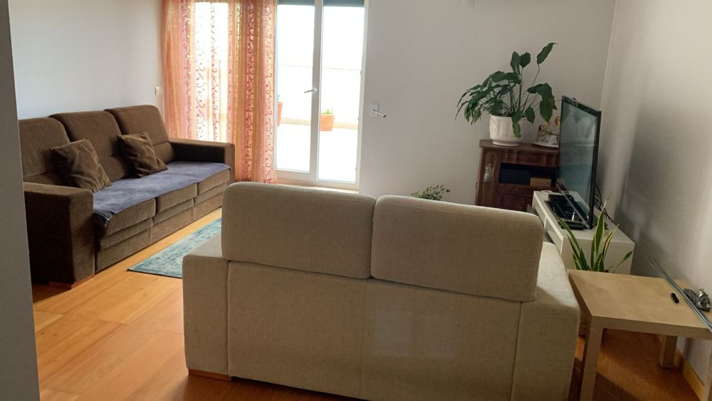 Quarto individual feminino Braco de Prata