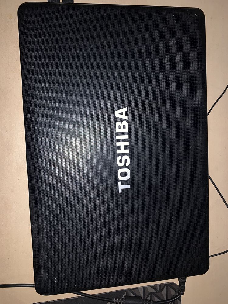 Toshiba Satellite W7