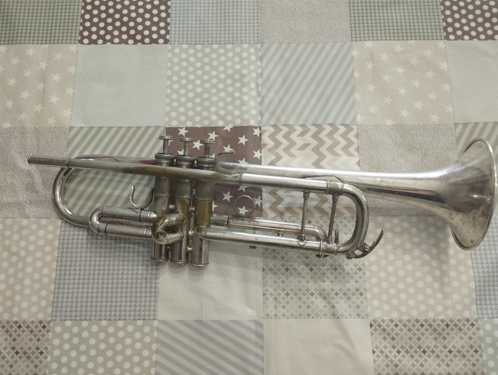 Trompete Yamaha Ytr6335hs