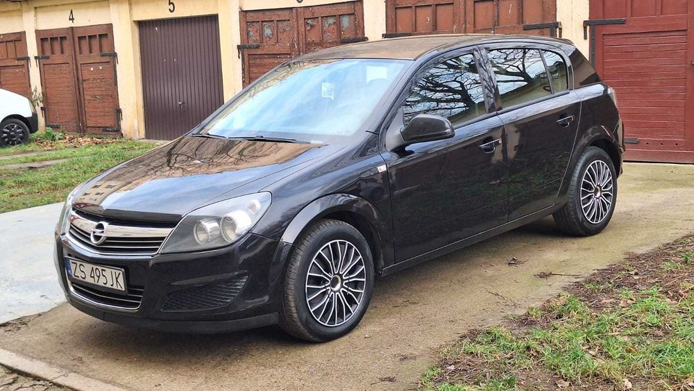 Opel Astra H 1.3 CDTI 2010r
