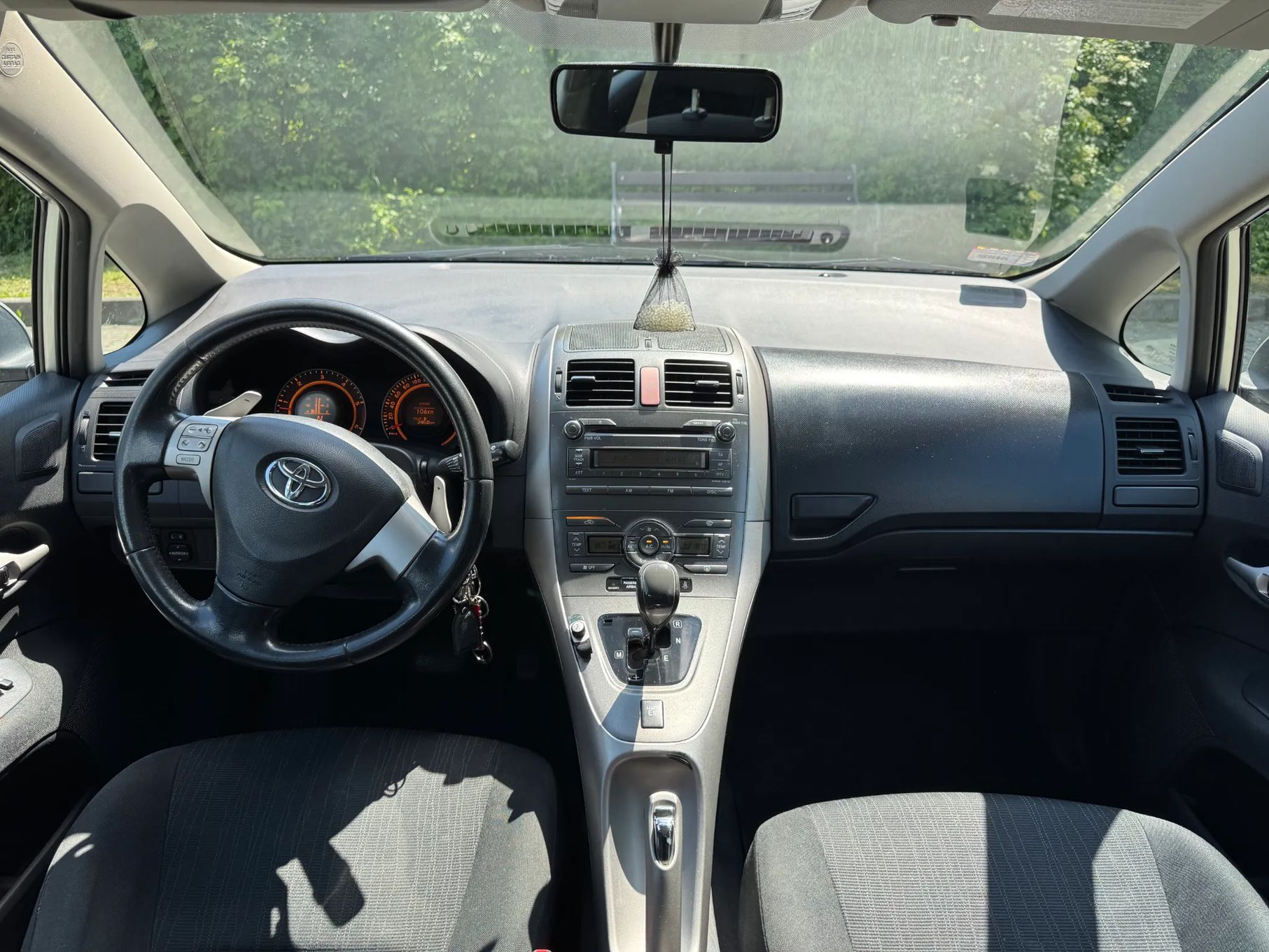 Toyota Auris Toyota Auris 1.4 D-4D 90 KM Wersja SOL, Automat!!